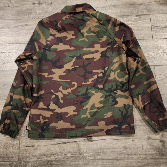 Vans Camo Windbreaker Jacket Men’s Small Lightweight - Picture 8 of 8